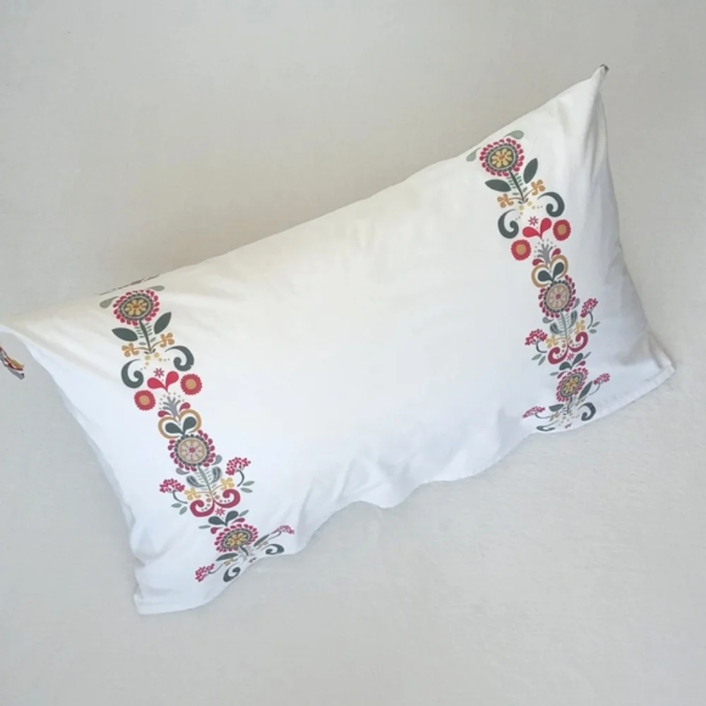 Bohemian Cream w/ Red Yellow Dutch Floral Motif Tasseled Pillow Sham Cover Queen